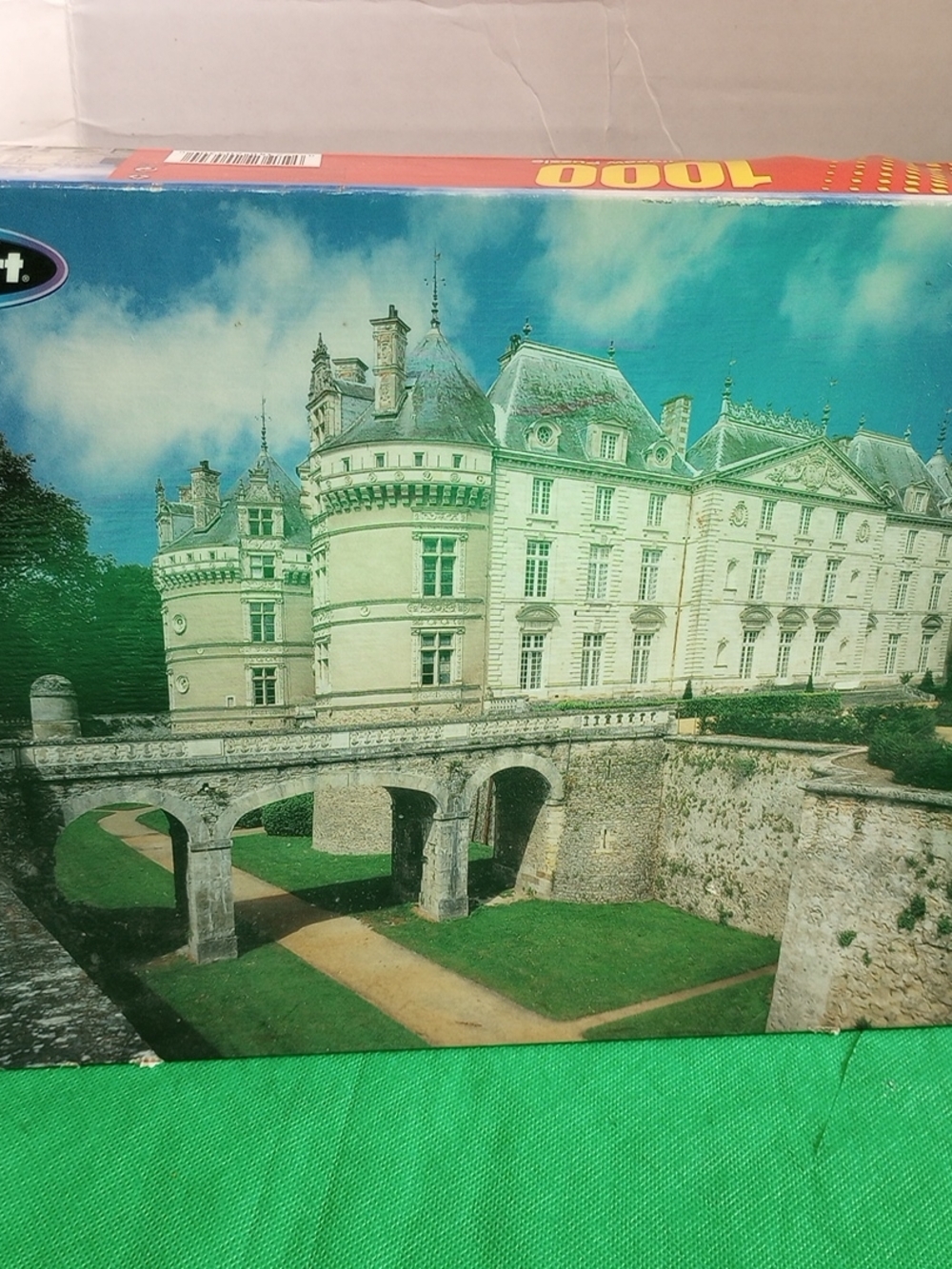Le Lude, France 1000 Piece RoseArt Jigsaw Puzzle